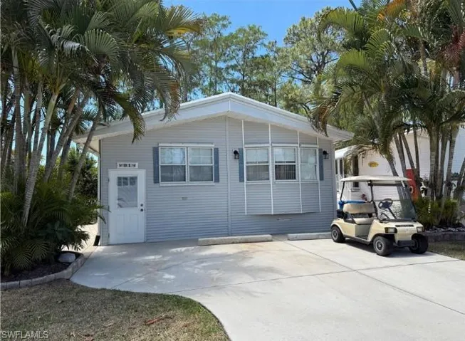 91  Vanda Sanctuary  , Naples, FL 34114