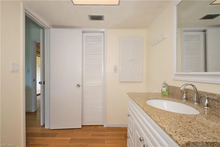 5563 Rattlesnake Hammock Rd # A2, Naples Fl 34113