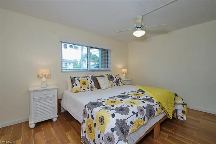 5563 Rattlesnake Hammock Rd # A2, Naples Fl 34113