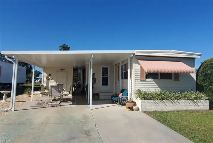 Two bedrooms, two bathrooms – furnished and ready for you to move in!