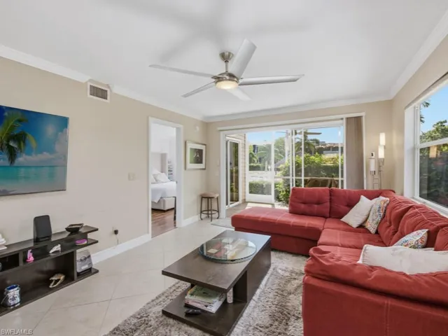 1060 Swallow Ave 107, Marco Island, Florida 34145