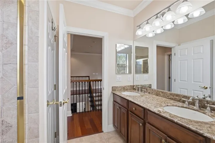 Upstairs guest bathroom