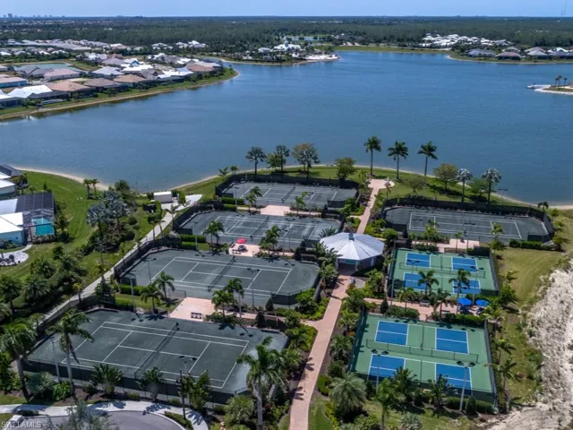 Naples Reserve Tennis and Pickle ball Courts