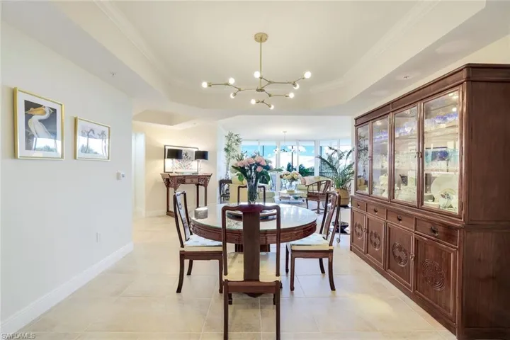 1050 Borghese Ln 206, Naples, Florida 34114