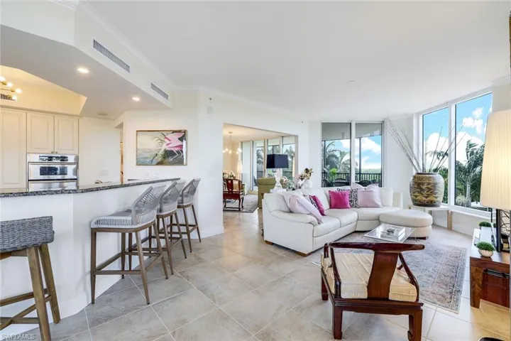 1050 Borghese Ln 206, Naples, Florida 34114