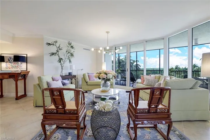 1050 Borghese Ln 206, Naples, Florida 34114