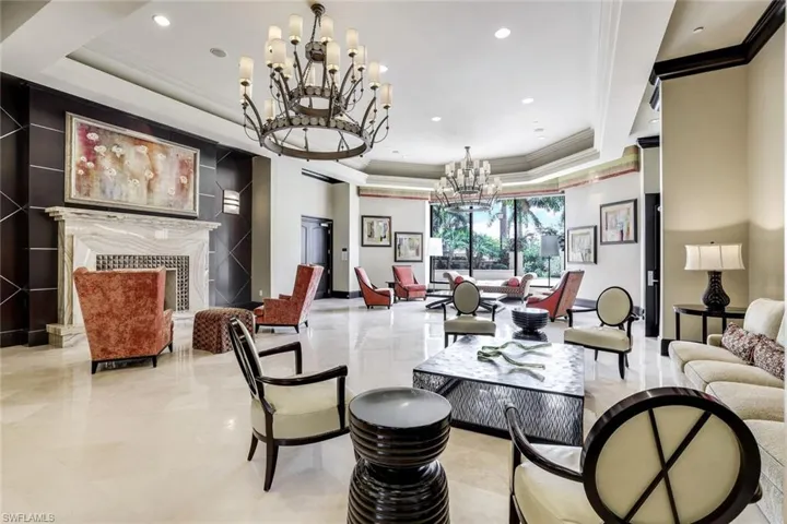 1050 Borghese Ln 206, Naples, Florida 34114