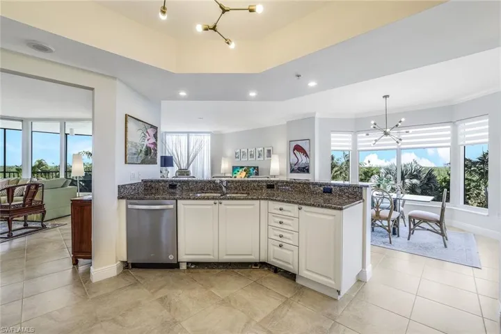 1050 Borghese Ln 206, Naples, Florida 34114