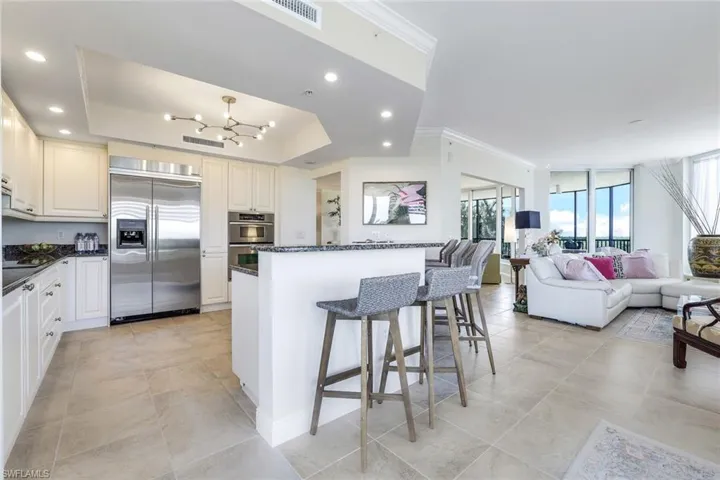 1050 Borghese Ln 206, Naples, Florida 34114