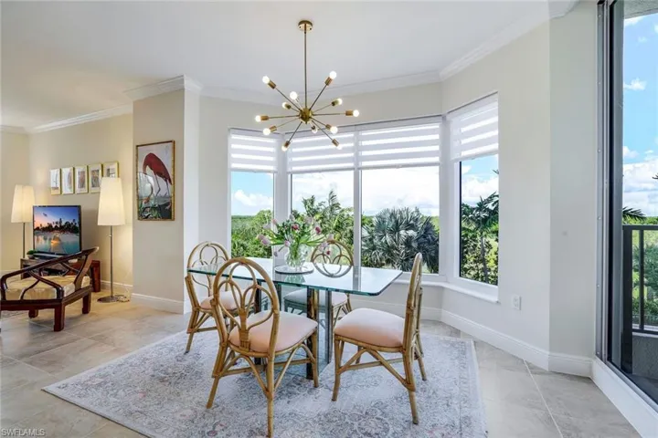 1050 Borghese Ln 206, Naples, Florida 34114