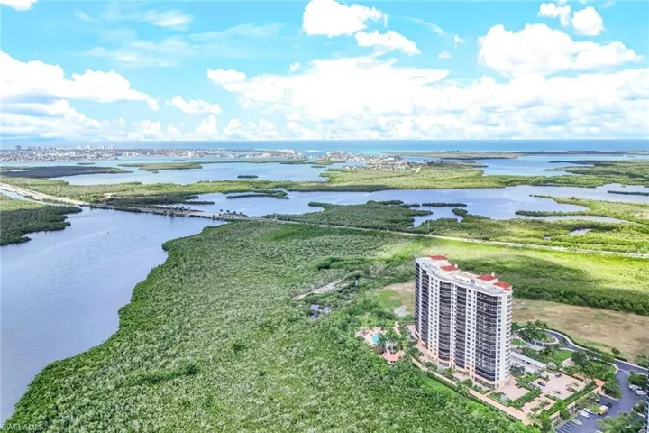 1050 Borghese Ln 206, Naples, Florida 34114