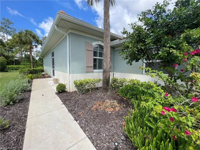 10640 Camarelle Cir, Fort Myers, Florida 33913