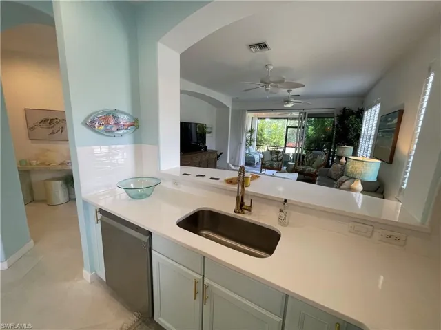 10640 Camarelle Cir, Fort Myers, Florida 33913