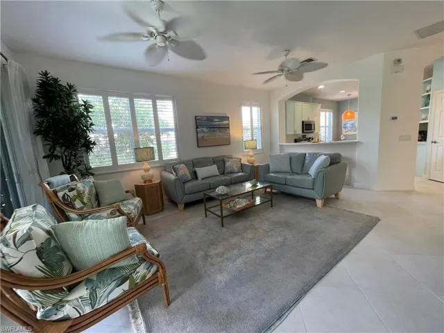 10640 Camarelle Cir, Fort Myers, Florida 33913