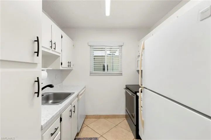 766 Central Ave 119, Naples, Florida 34102