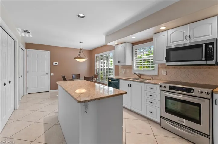 13360  Southampton  DR, Bonita Springs, FL 34135