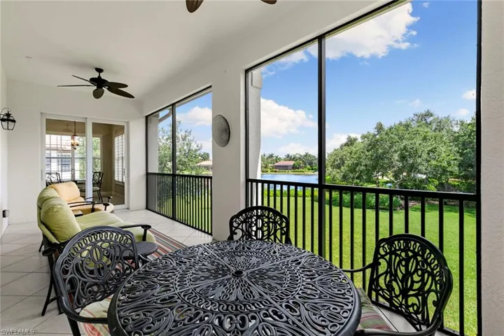8085  Players Cove  DR, Naples, FL 34113