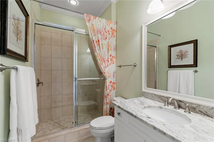 8085  Players Cove  DR, Naples, FL 34113