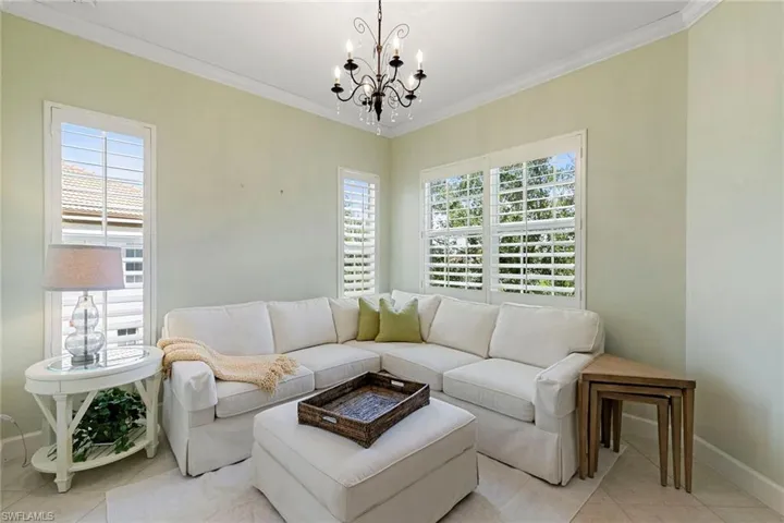 8085  Players Cove  DR, Naples, FL 34113