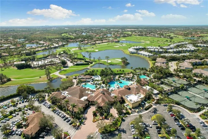 8085  Players Cove  DR, Naples, FL 34113