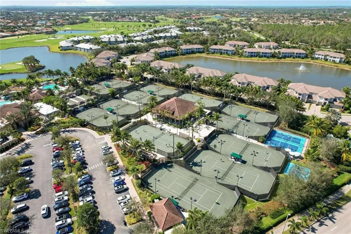8085  Players Cove  DR, Naples, FL 34113