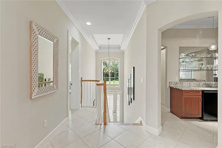 8085  Players Cove  DR, Naples, FL 34113