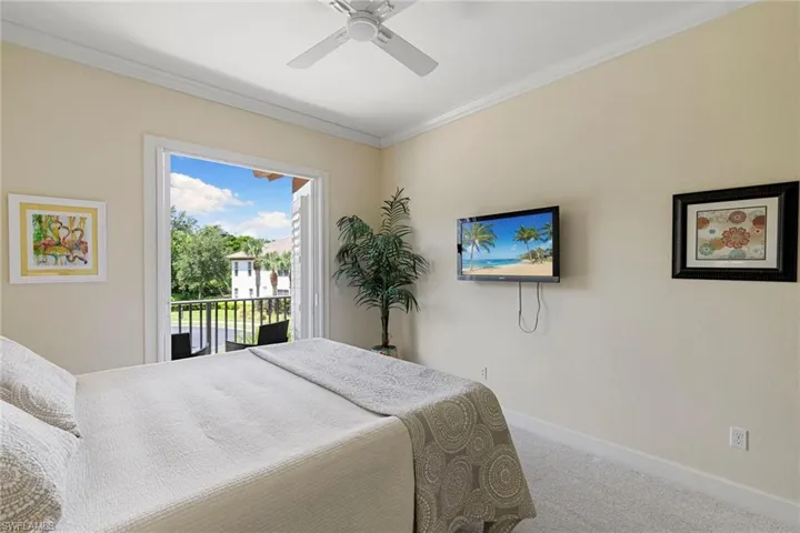 8085  Players Cove  DR, Naples, FL 34113
