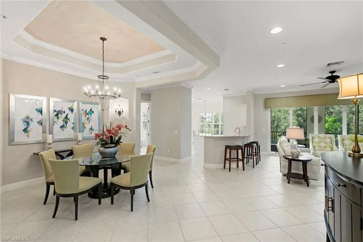 8085  Players Cove  DR, Naples, FL 34113