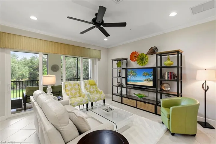 8085  Players Cove  DR, Naples, FL 34113