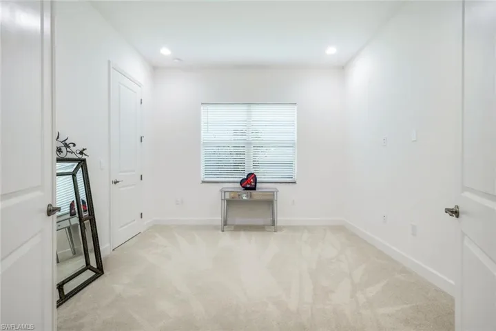 Den