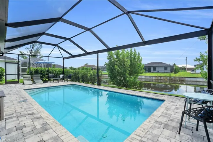828 Sw 28th St, Cape Coral Fl 33914