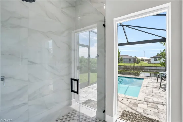 828 Sw 28th St, Cape Coral Fl 33914