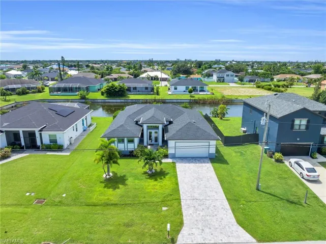 828 Sw 28th St, Cape Coral Fl 33914