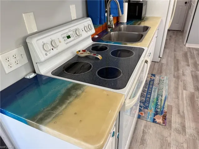 19681  Summerlin #395  RD, Fort Myers, FL 33908