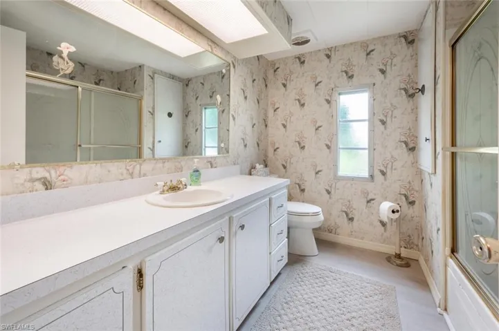 16  Le Mans Dr  , Naples, FL 34112