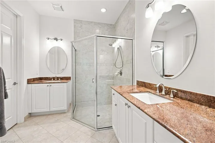 Immaculate master bath.
