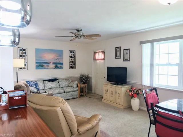 62  Heath Aster  LN, Lehigh Acres, FL 33936