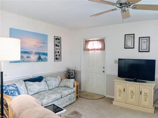62  Heath Aster  LN, Lehigh Acres, FL 33936