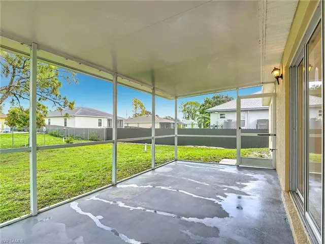 2928 18th St Sw, Lehigh Acres, Florida 33976