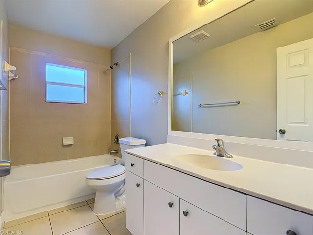 2928 18th St Sw, Lehigh Acres, Florida 33976