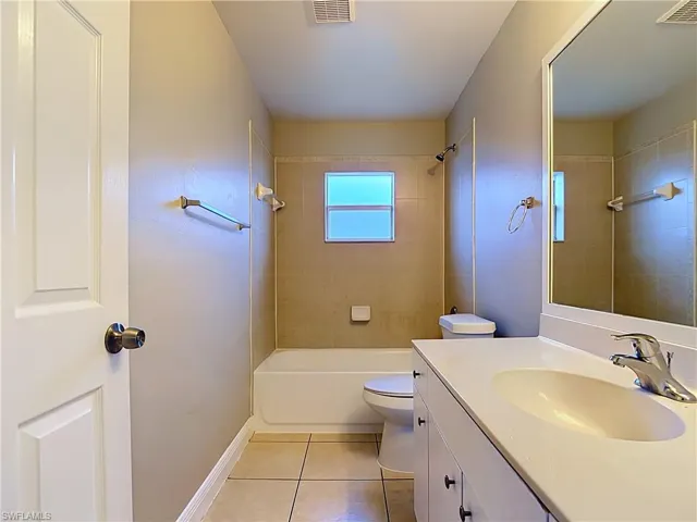 2928 18th St Sw, Lehigh Acres, Florida 33976