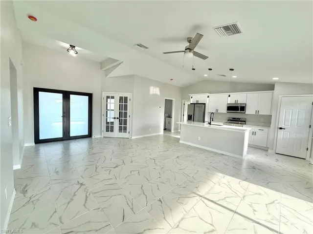3006 Nw Douglas Cir, Cape Coral, Florida 33993