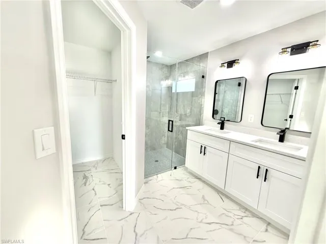 3006 Nw Douglas Cir, Cape Coral, Florida 33993