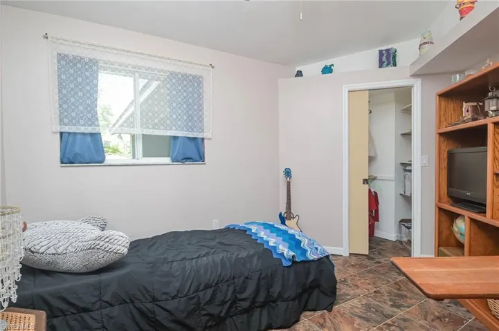 Guest Bedroom Upstairs