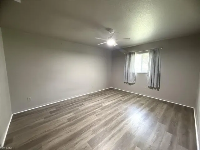 302 Nw 2nd Pl, Cape Coral, Florida 33993