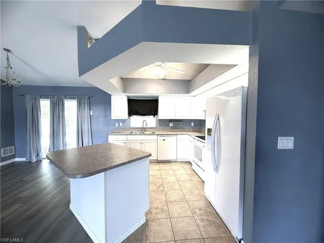 302 Nw 2nd Pl, Cape Coral, Florida 33993