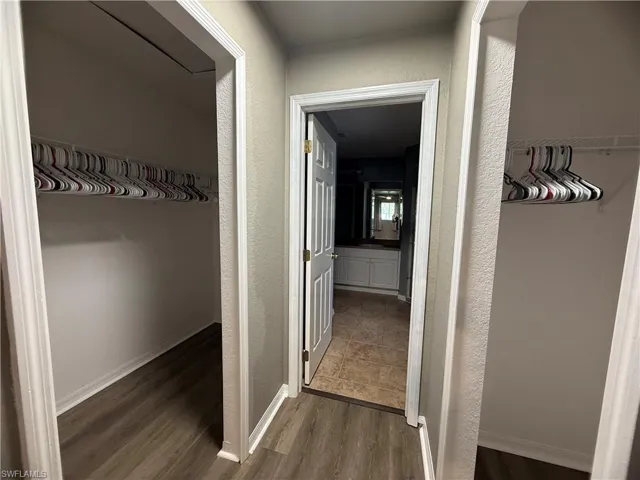 302 Nw 2nd Pl, Cape Coral, Florida 33993