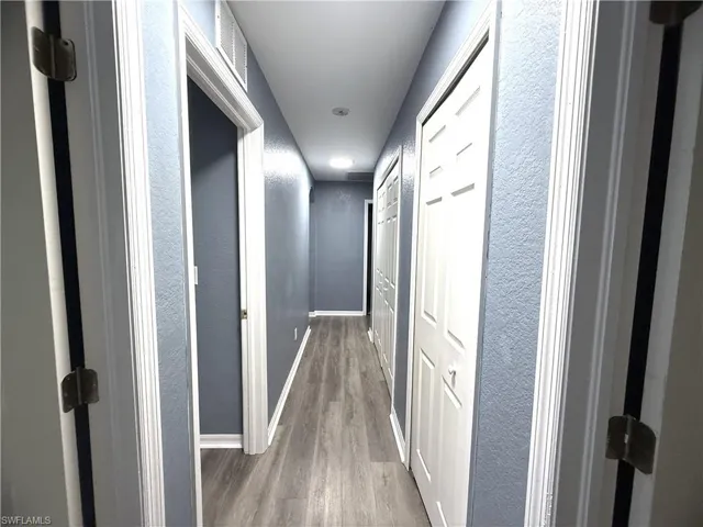 302 Nw 2nd Pl, Cape Coral, Florida 33993