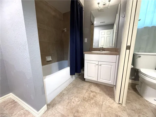 302 Nw 2nd Pl, Cape Coral, Florida 33993