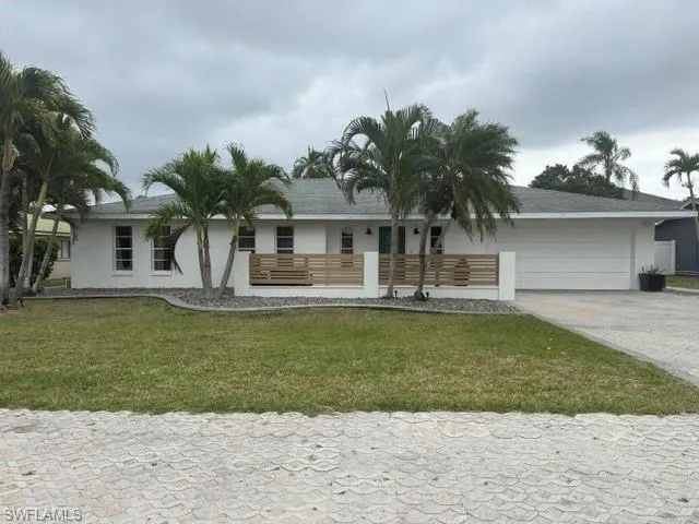 27541  Suffridge  DR, Bonita Springs, FL 34135